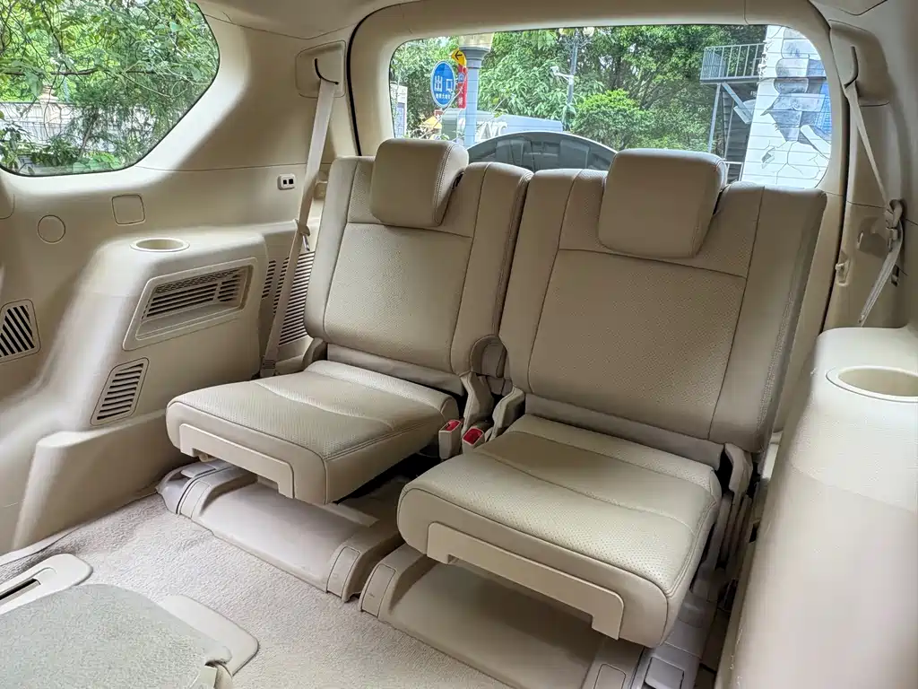 Toyota Prado (Import) — миниатюра 10