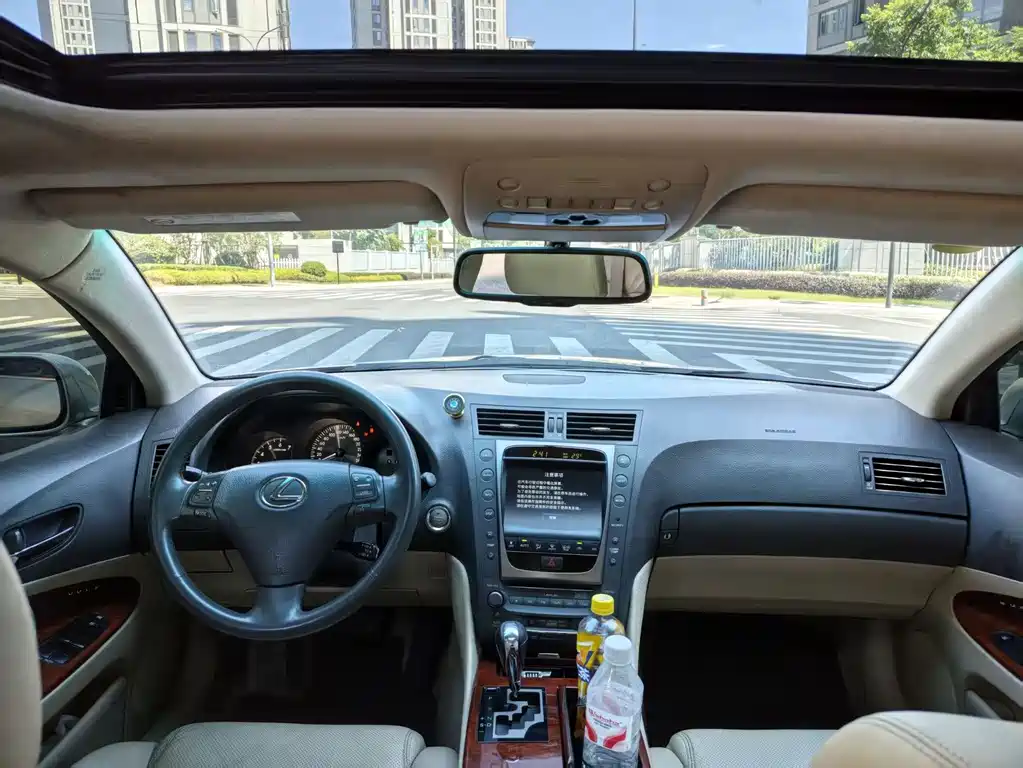 Lexus GS — миниатюра 9