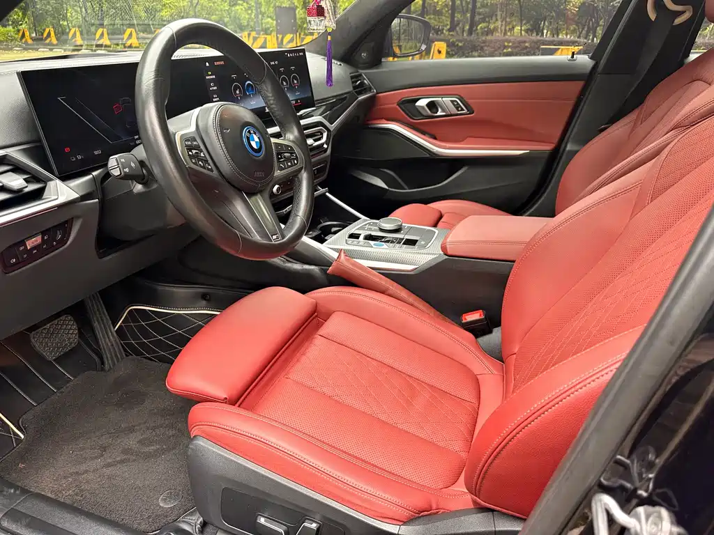 BMW i3 — миниатюра 10