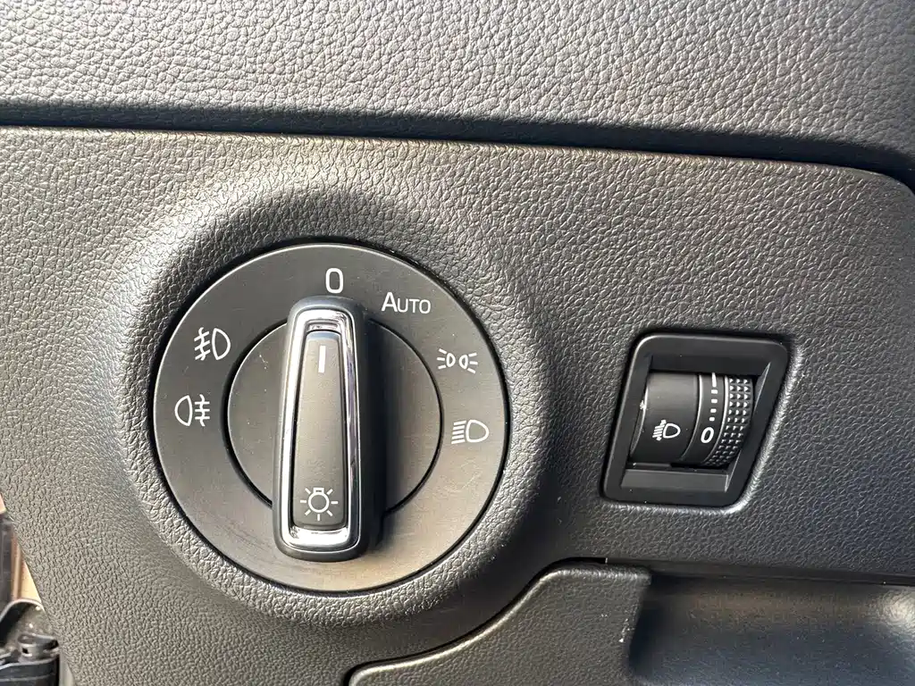 Skoda Karoq — миниатюра 13