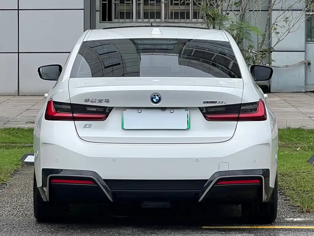 BMW i3 — миниатюра 16