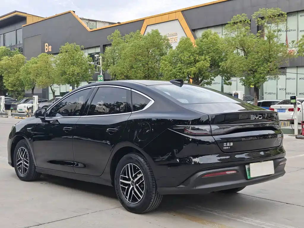 BYD Seal 05 DM-i — миниатюра 15