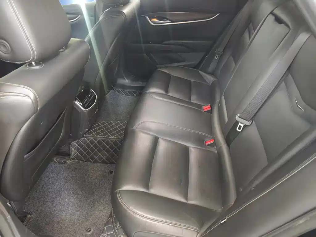 Cadillac XTS — миниатюра 5
