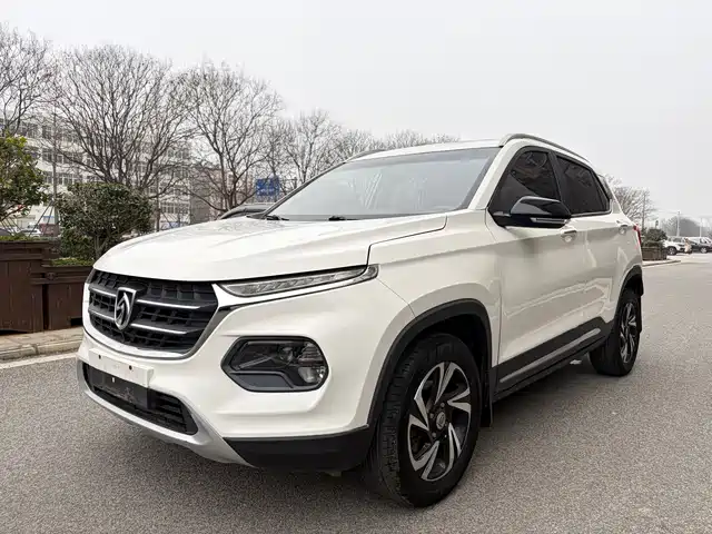 BAOJUN 510 2017