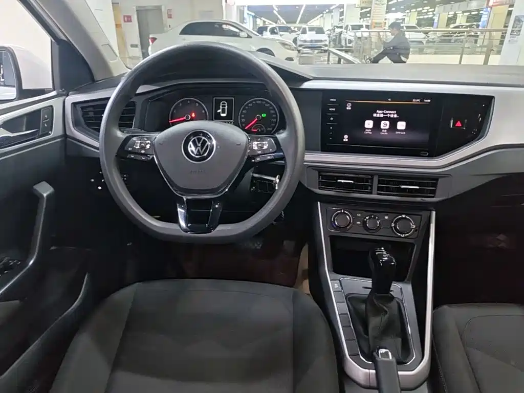 Volkswagen Polo — миниатюра 13