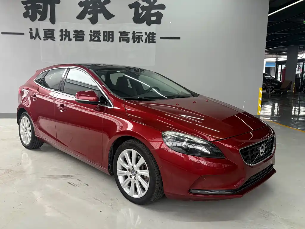 Volvo V40 — миниатюра 3