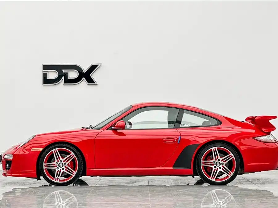 Porsche 911 2010 Carrera S 3.8L