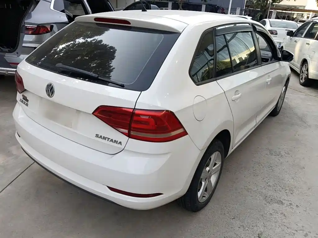 Volkswagen Santana — миниатюра 7