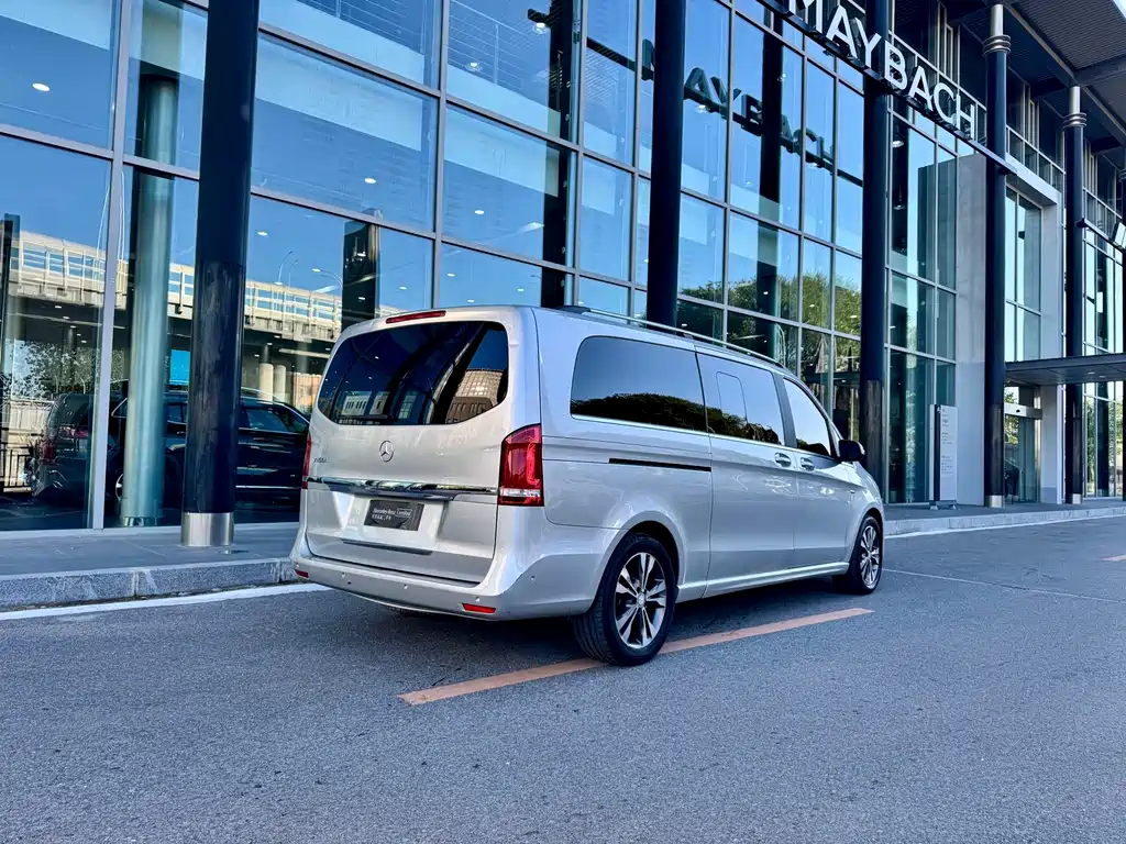 Mercedes-Benz V-Class — миниатюра 9