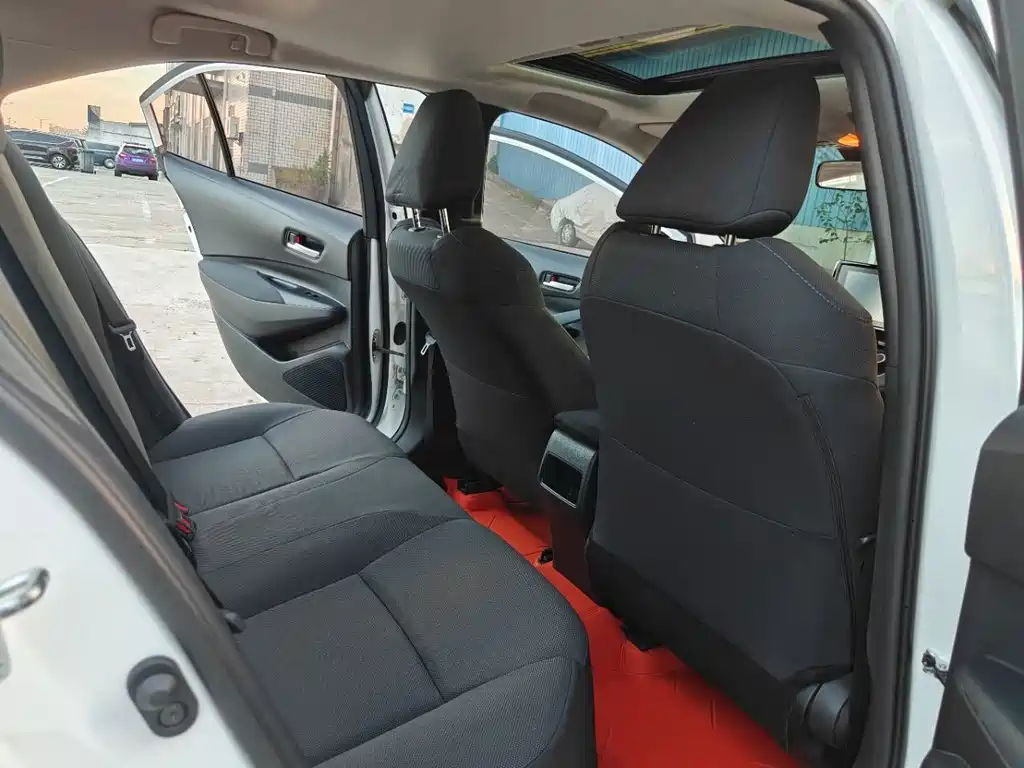 Toyota Corolla — миниатюра 11