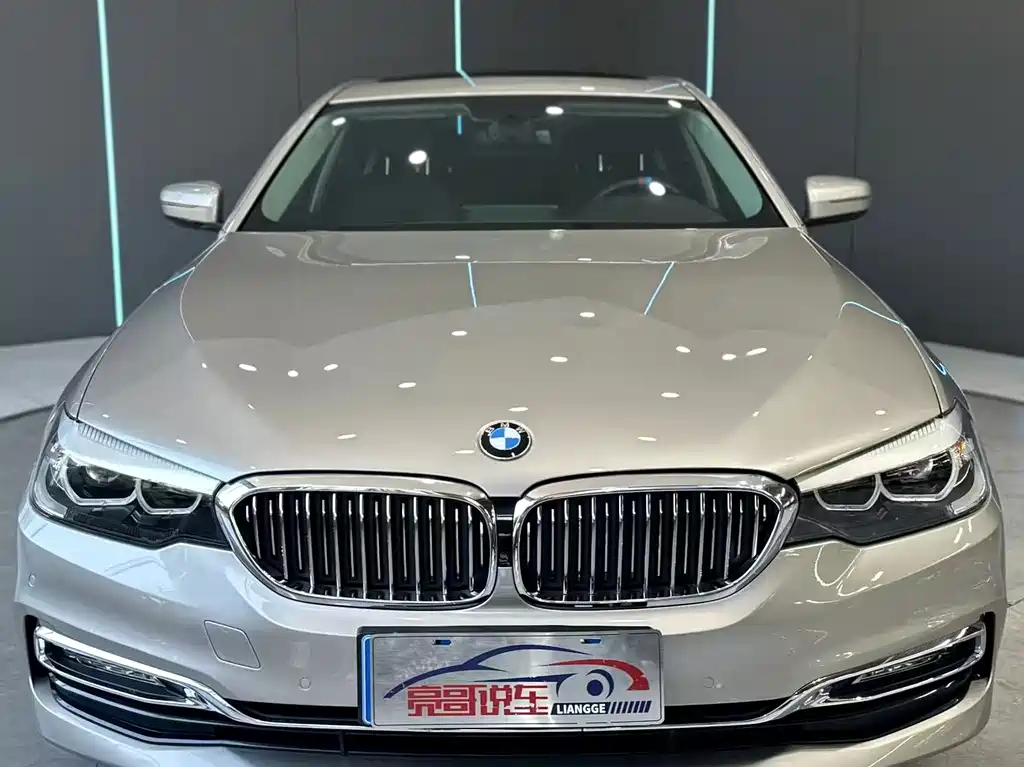 BMW 5 Series — миниатюра 2