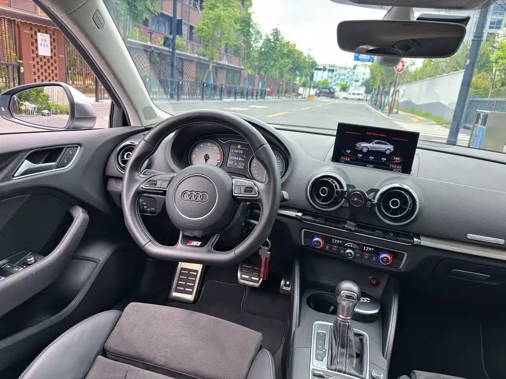 Audi S3 — миниатюра 11