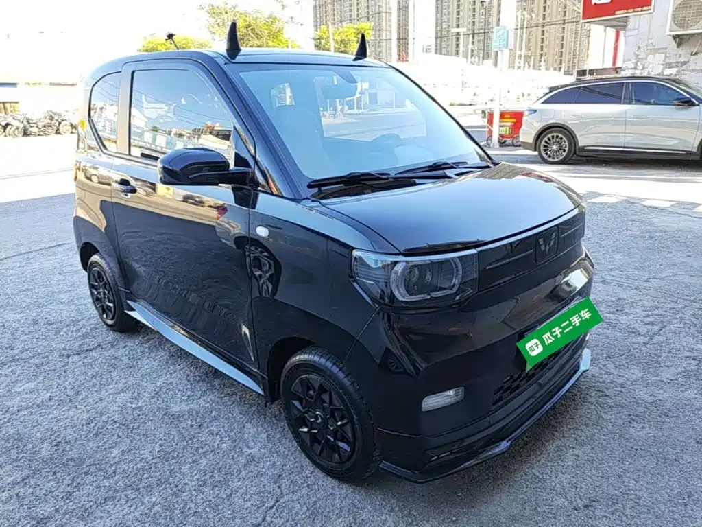 Wuling MINIEV — миниатюра 4