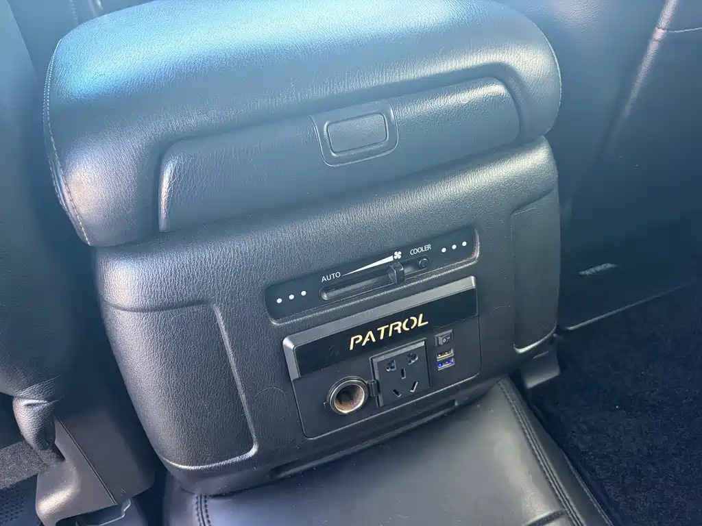 Nissan Patrol — миниатюра 12
