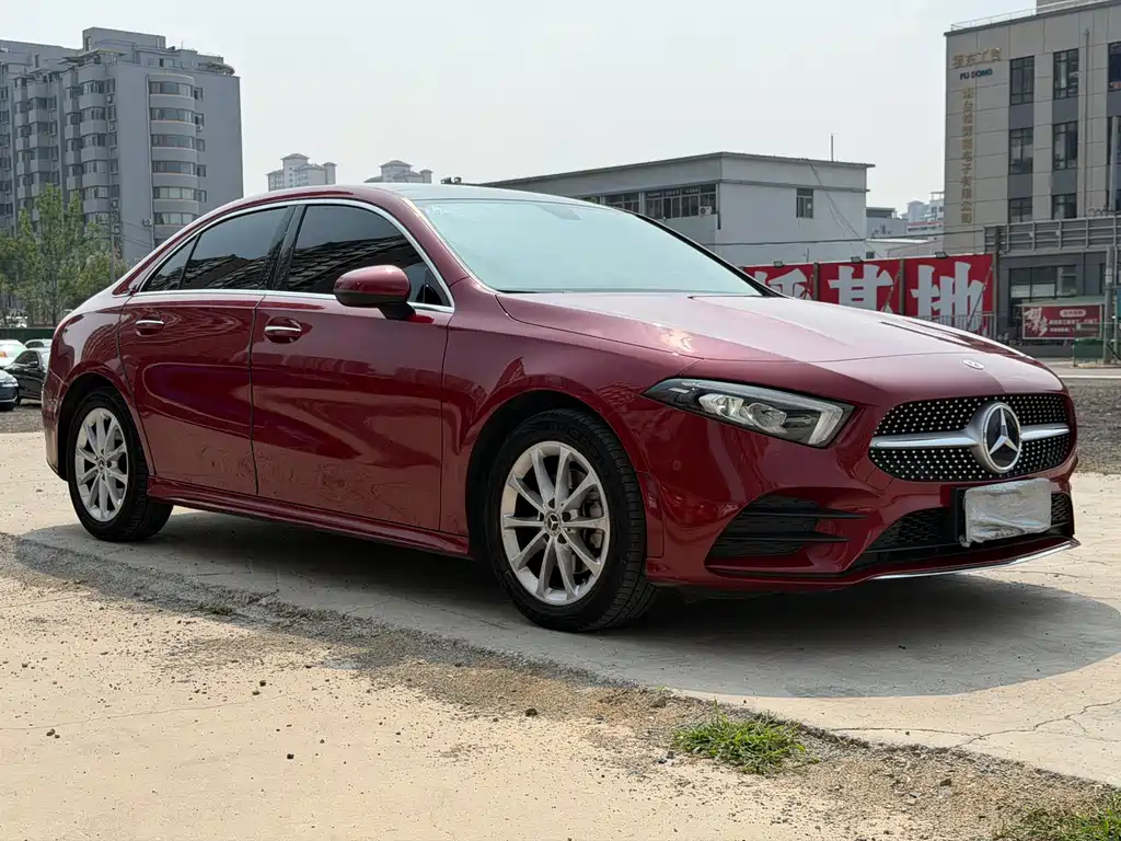 Mercedes-Benz A-Class — миниатюра 6