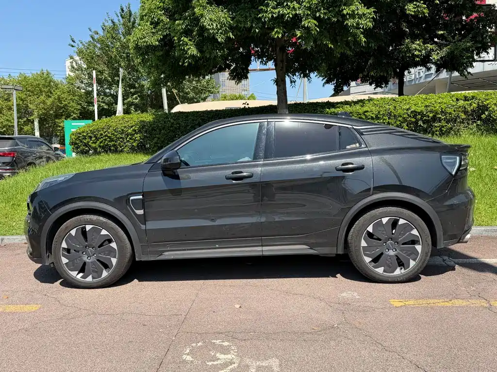 Lynk & Co 05 EM-P — миниатюра 3