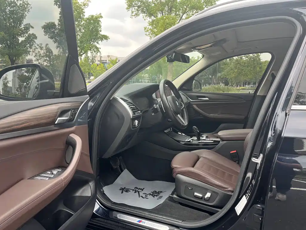 BMW X3 — миниатюра 9