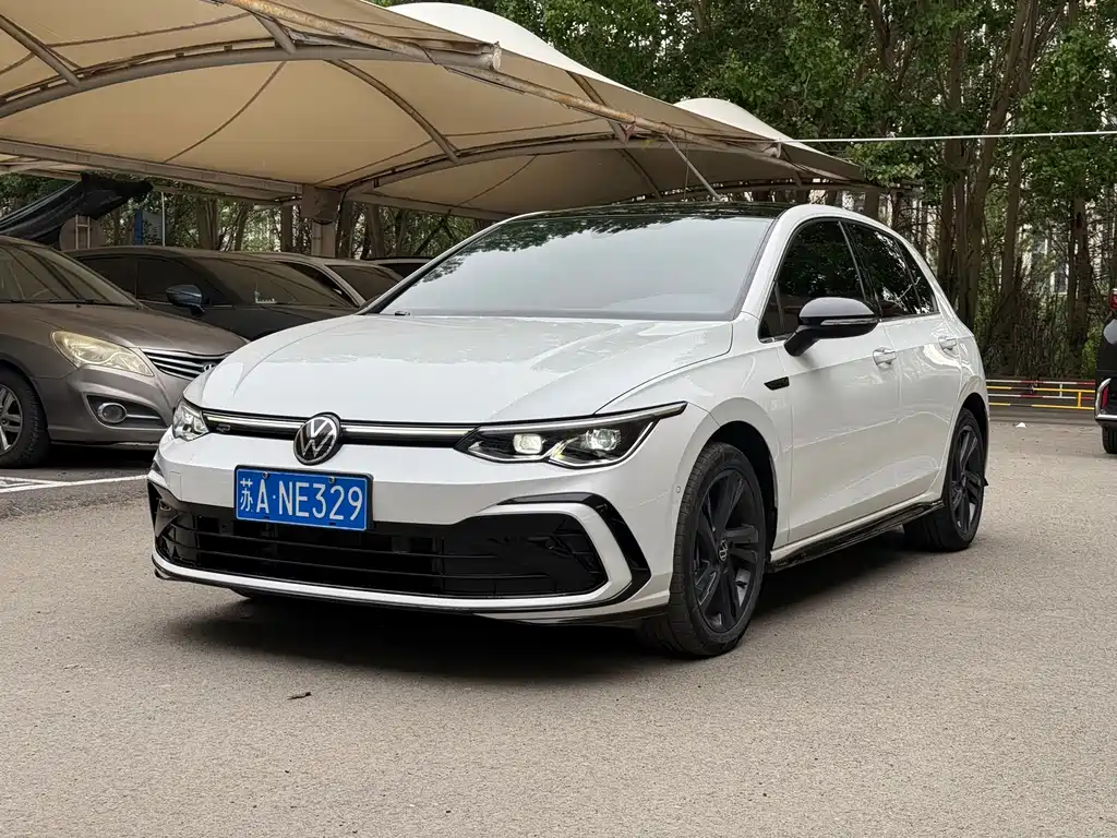 Volkswagen Golf 2022