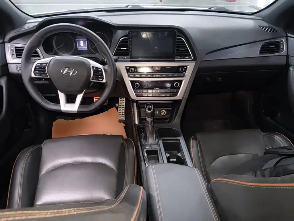 Hyundai Sonata — миниатюра 10