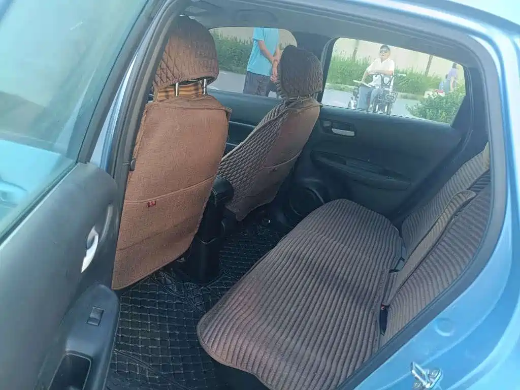 Honda Fit — миниатюра 7