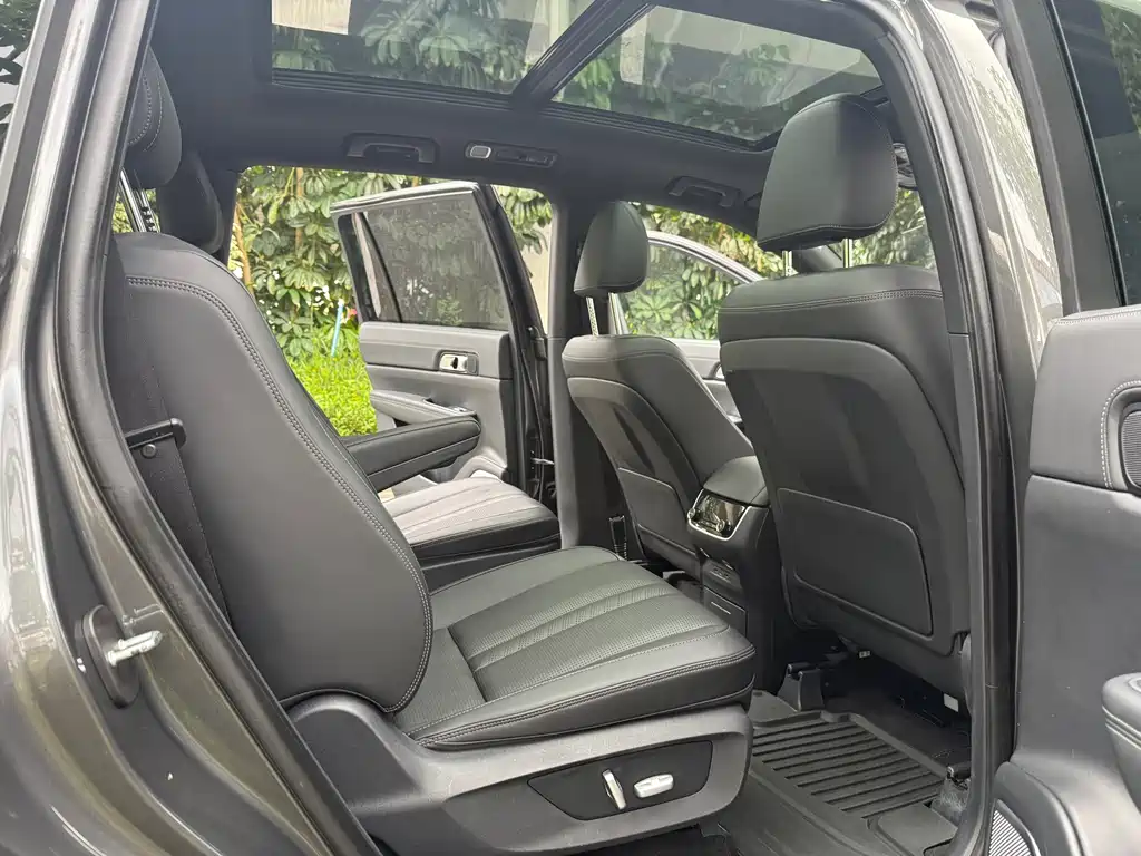 Li Auto Li ONE — миниатюра 10