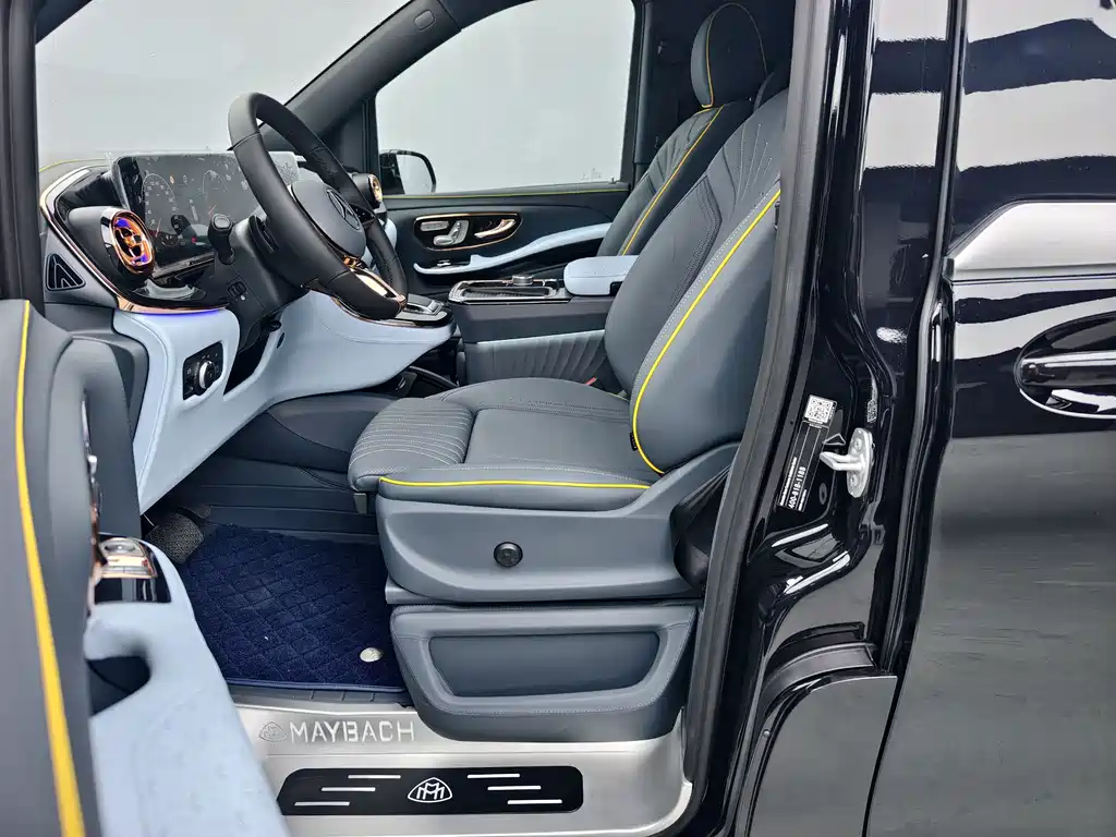 Mercedes-Benz V-Class V 2024 V 300 L Luxury