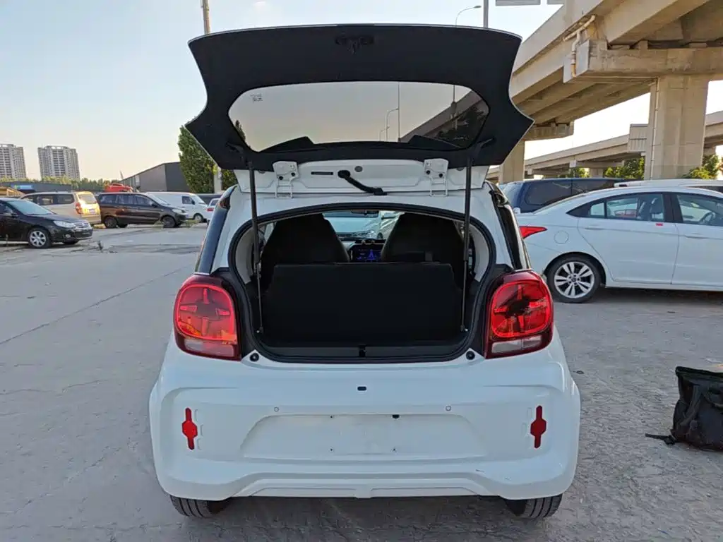 Roewe Clever — миниатюра 19