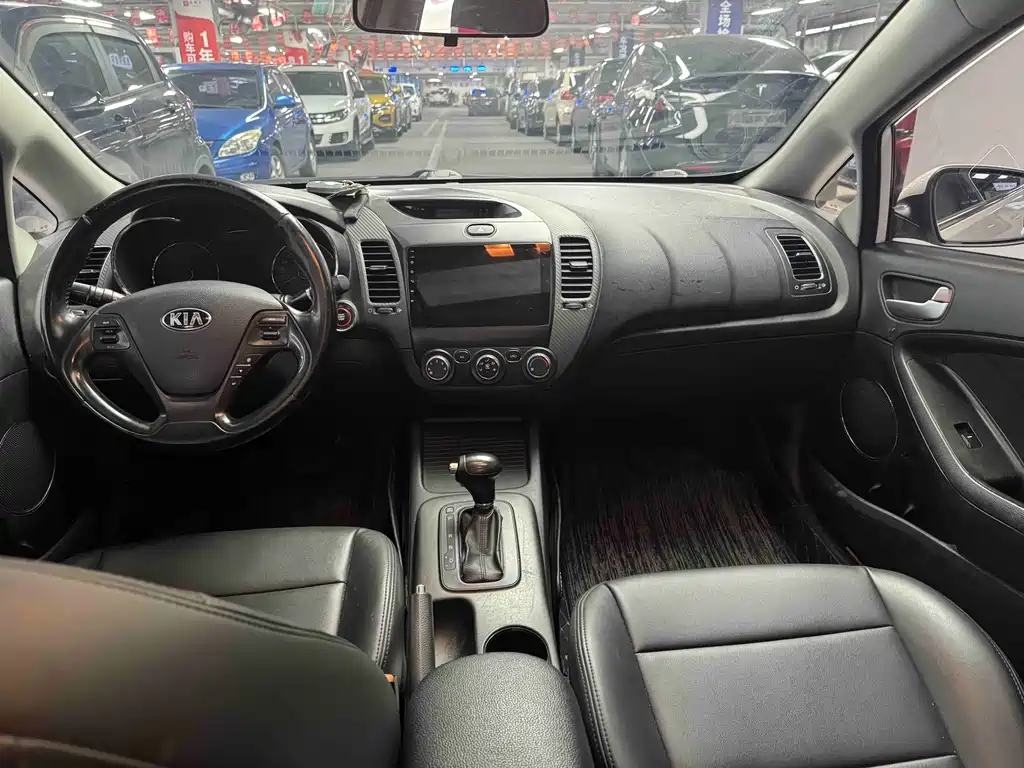 Kia K3 2015 1.6L AT GLS