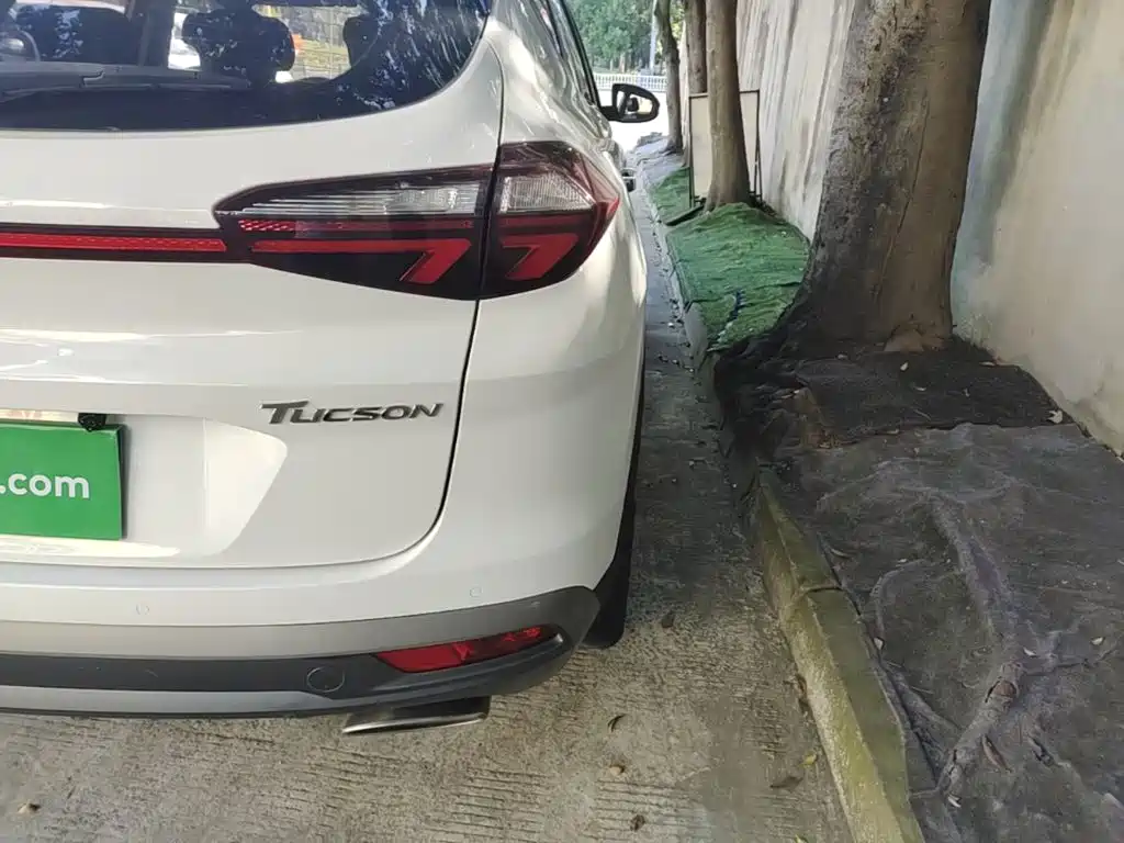 Hyundai Tucson — миниатюра 8