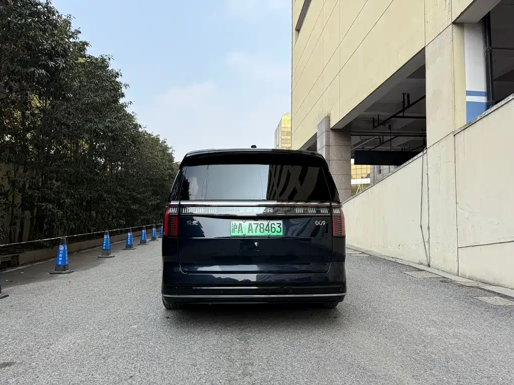 ZEEKR EXTREME KRYPTON 009