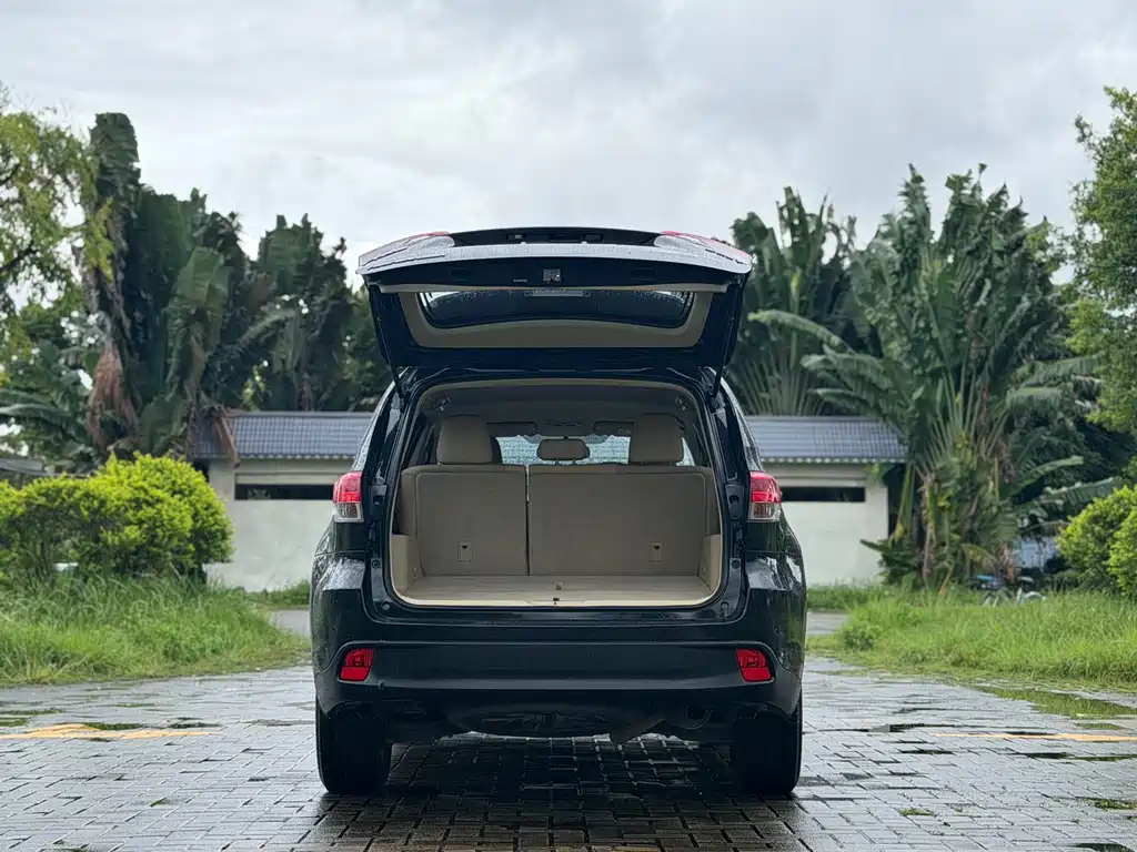 Toyota Highlander — миниатюра 19
