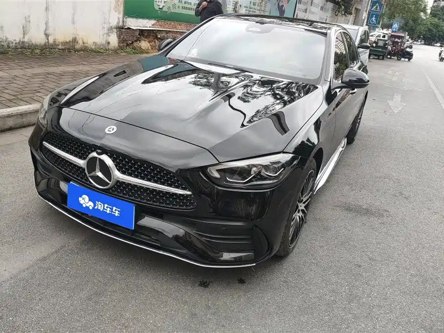 Mercedes-Benz C-Class 2024