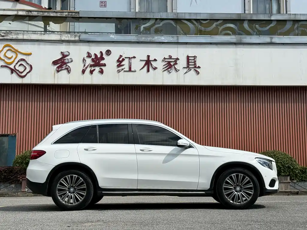 Mercedes-Benz GLC — миниатюра 8