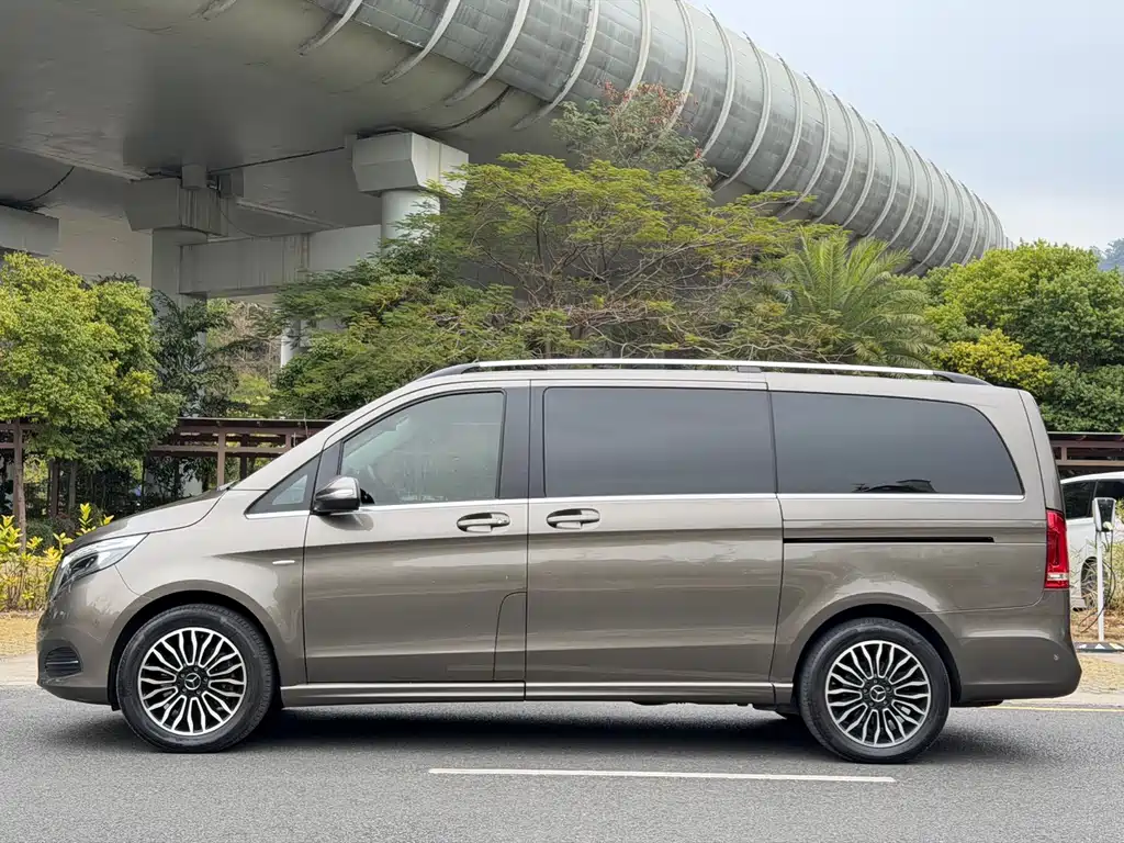 Mercedes-Benz V-Class V 2018 V 260 Luxury V