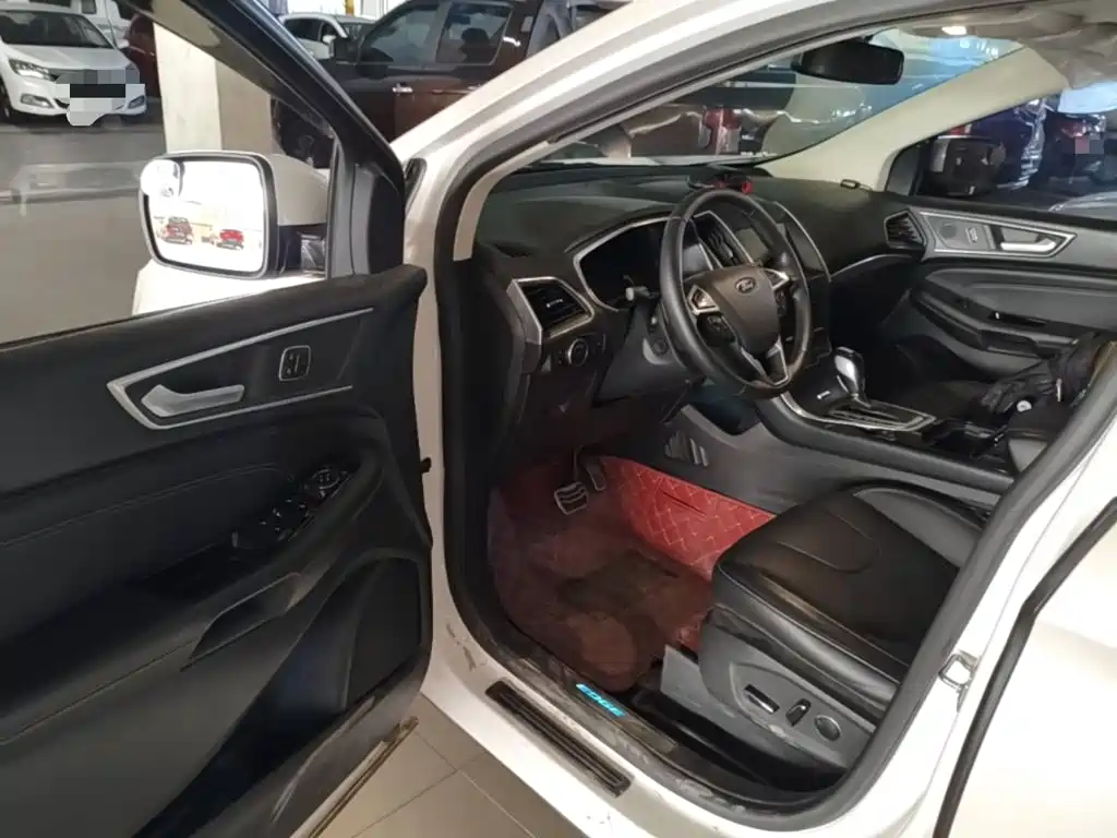 Ford Edge — миниатюра 16