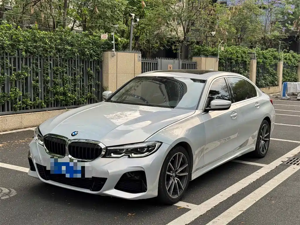 BMW 3 Series 2021