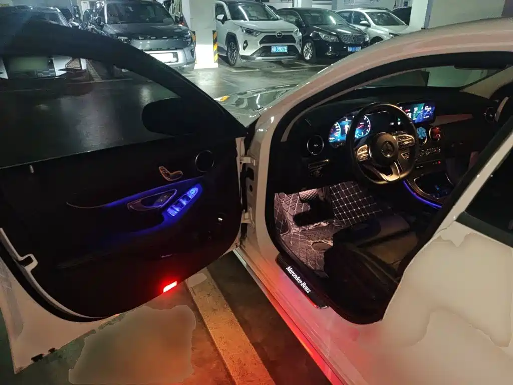Mercedes-Benz C-Class — миниатюра 12