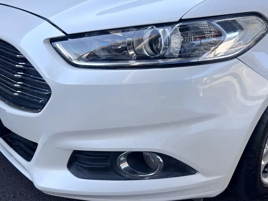 Ford Mondeo — миниатюра 4