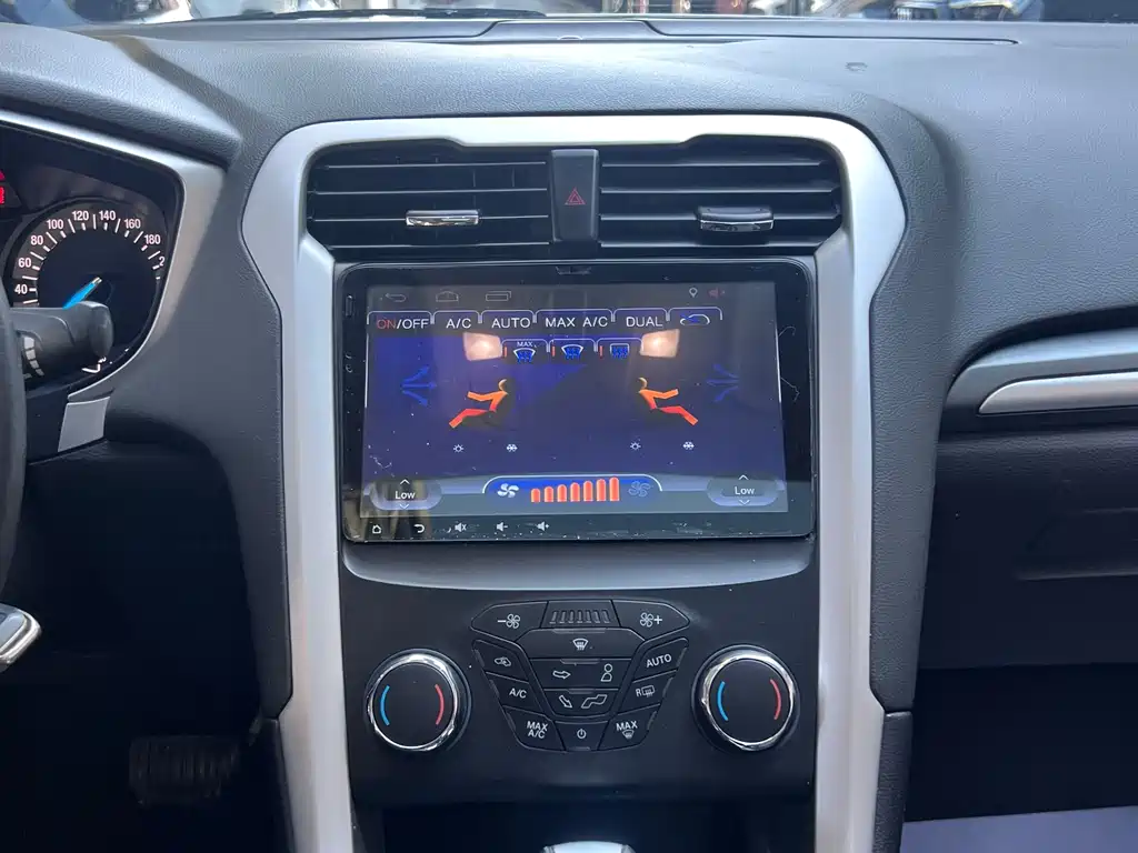 Ford Mondeo — миниатюра 17