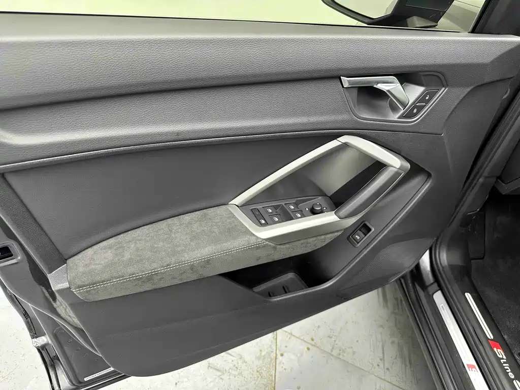 Audi Q3 2022 35 TFSI Fashion