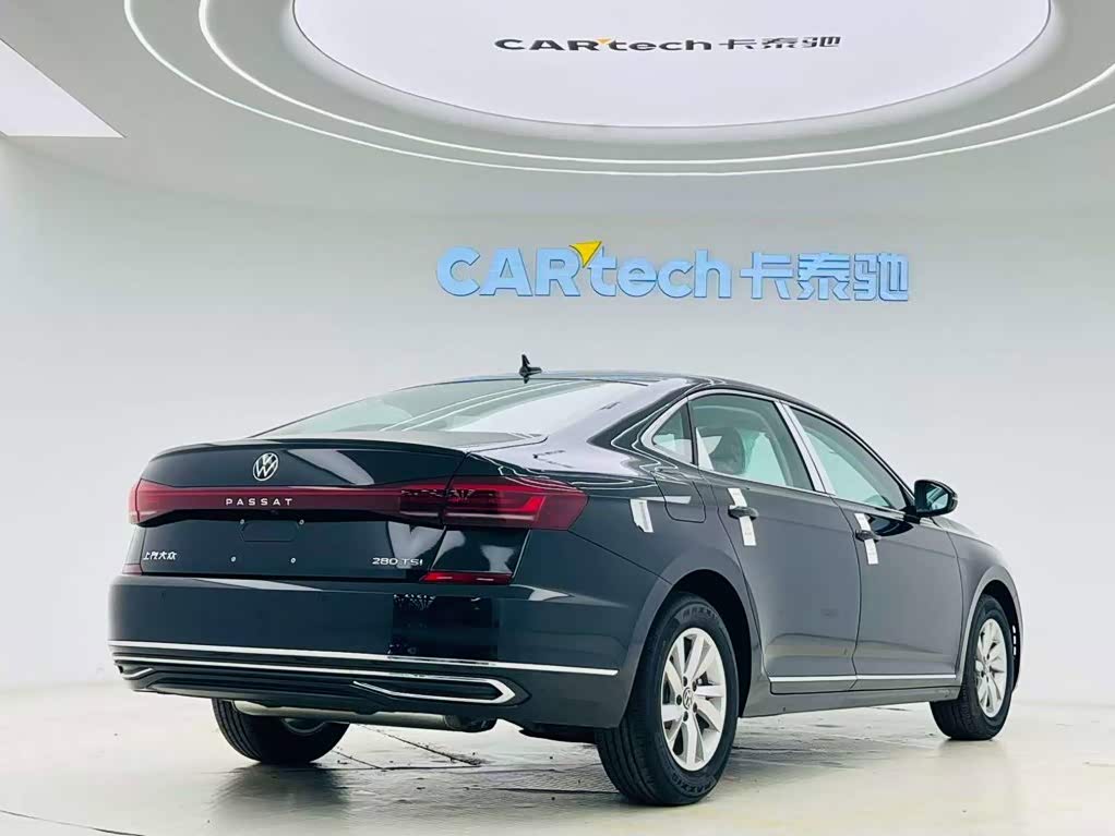 Volkswagen Passat 1.4 л 2025 г. Чёрный, пробег 42200 км