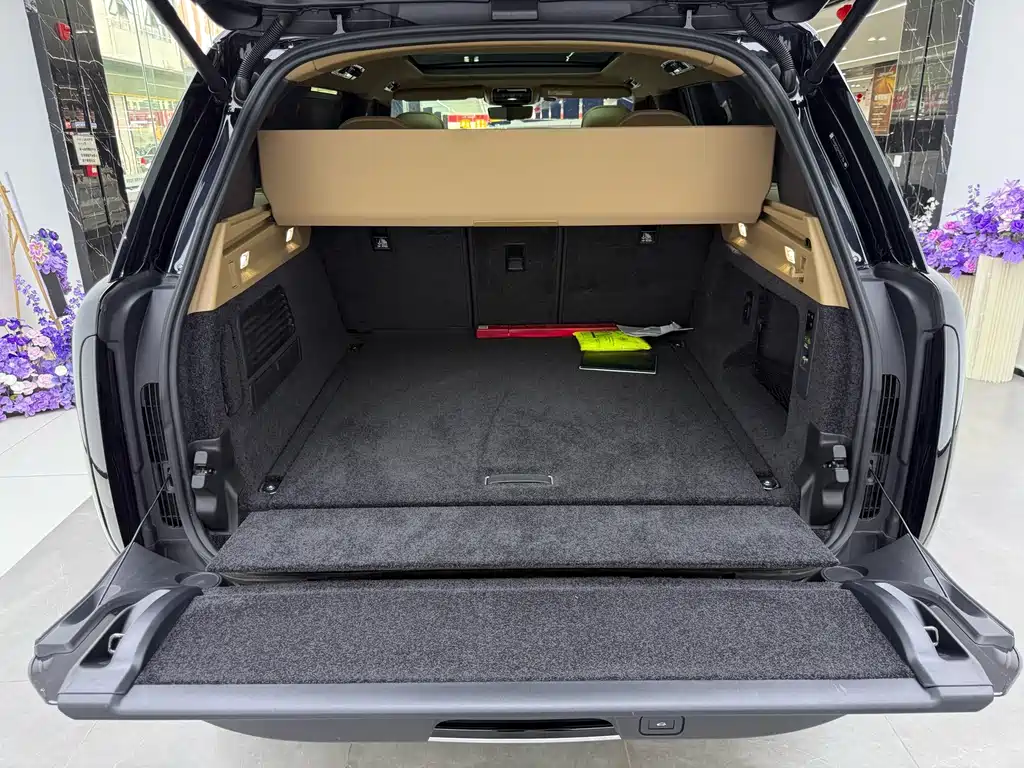 Land Rover Range Rover — миниатюра 22