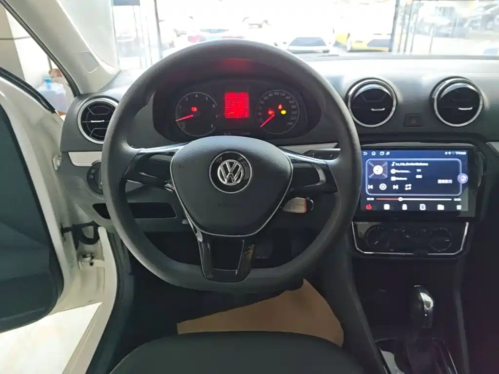 Volkswagen Jetta — миниатюра 11