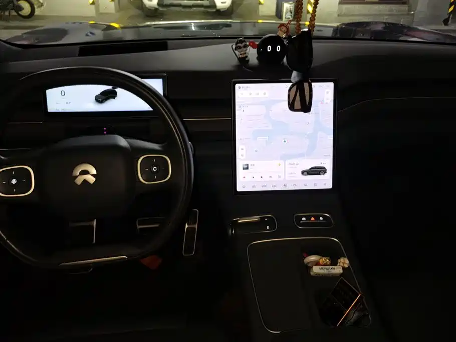 NIO ES8 — миниатюра 12