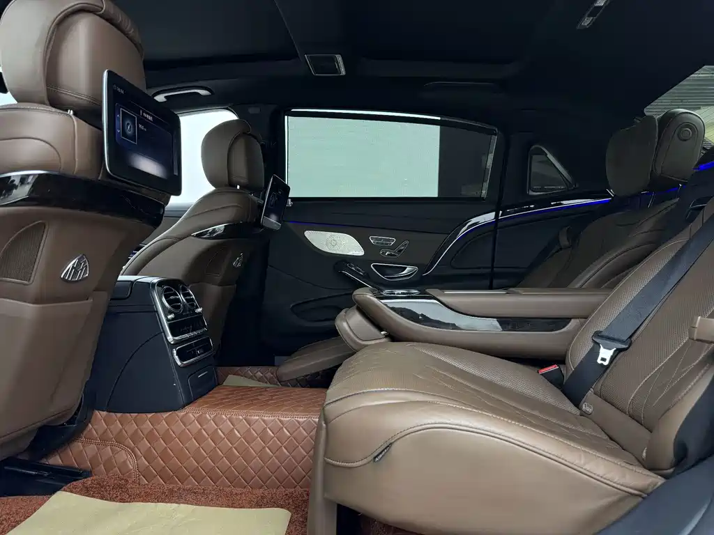 Mercedes-Benz S-Class — миниатюра 10
