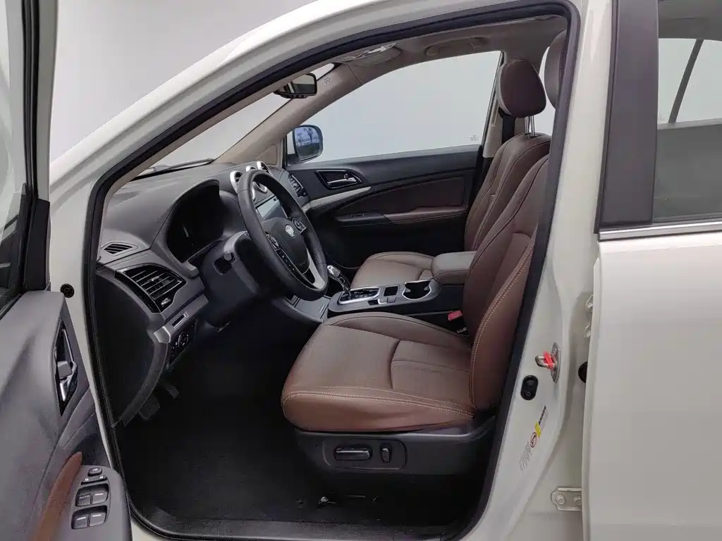 BYD S7 — миниатюра 10