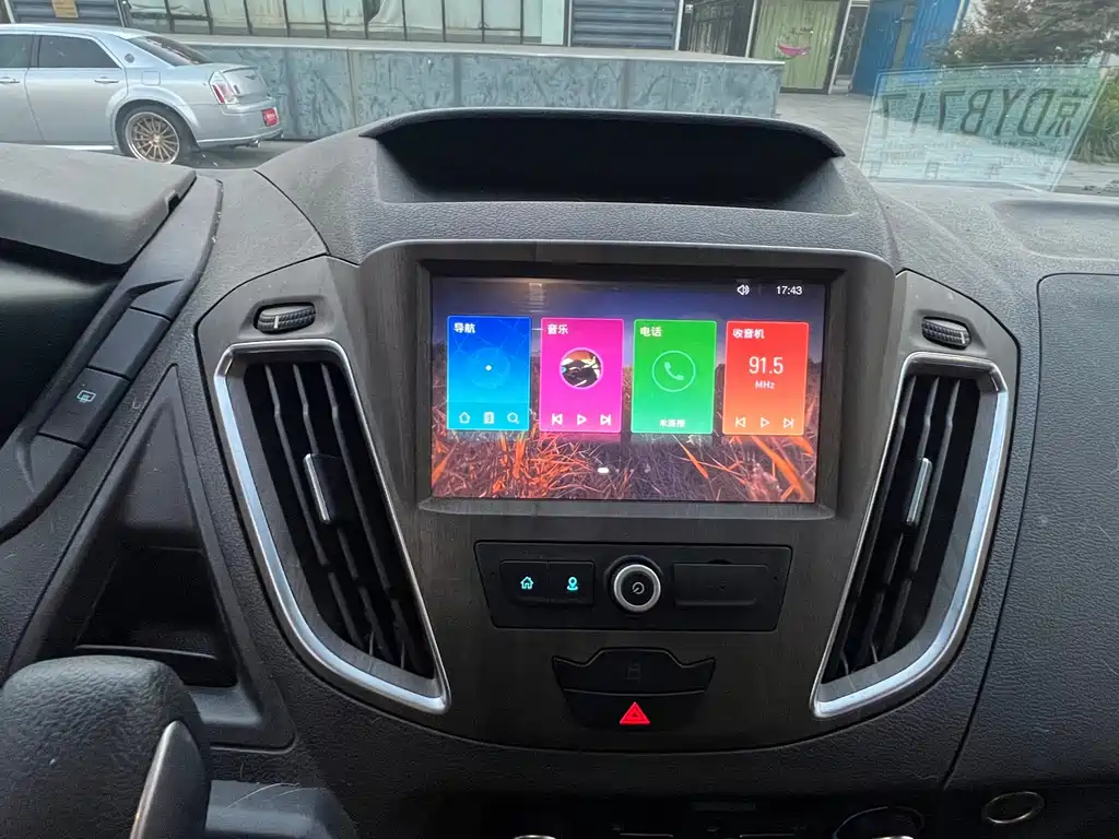 Ford Tourneo — миниатюра 26
