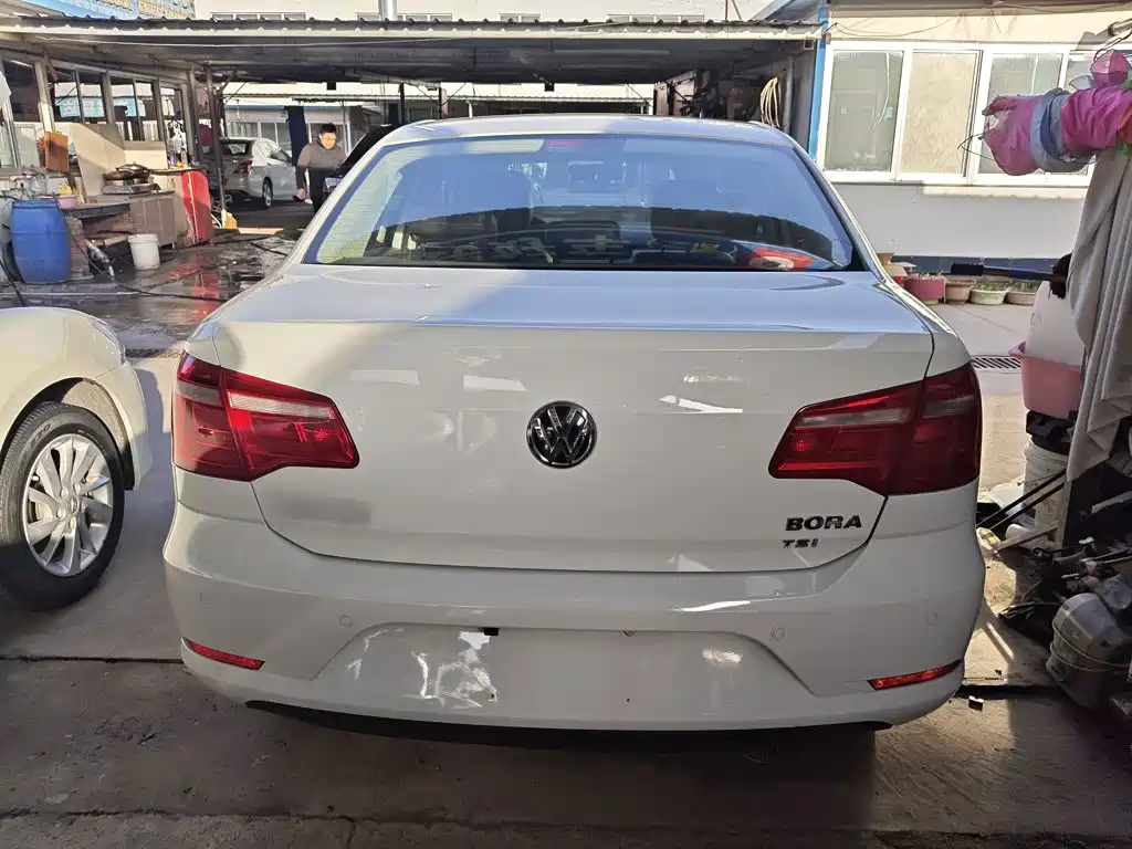 Volkswagen Bora — миниатюра 6