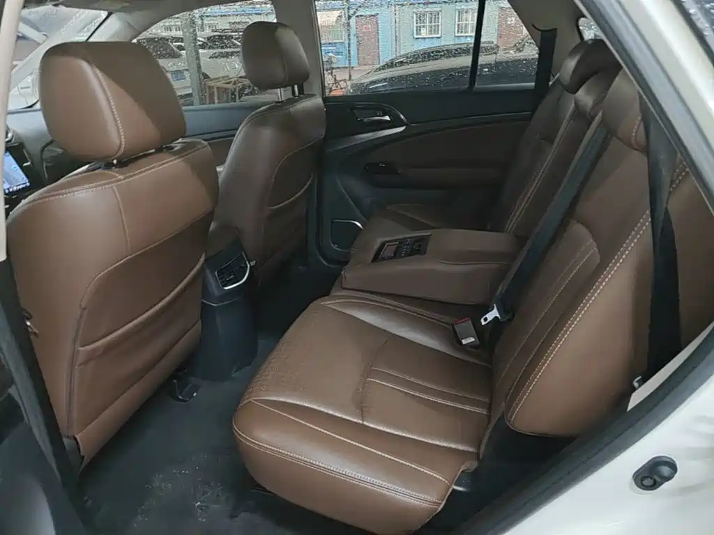 BYD S7 — миниатюра 17