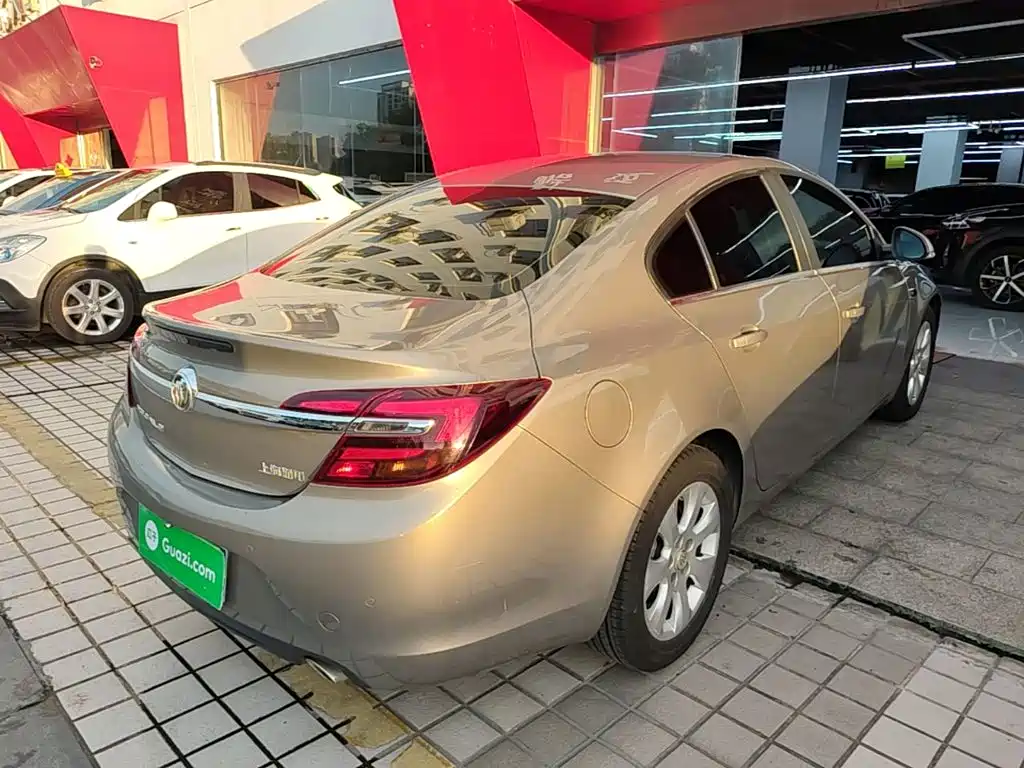 Buick Regal — миниатюра 7